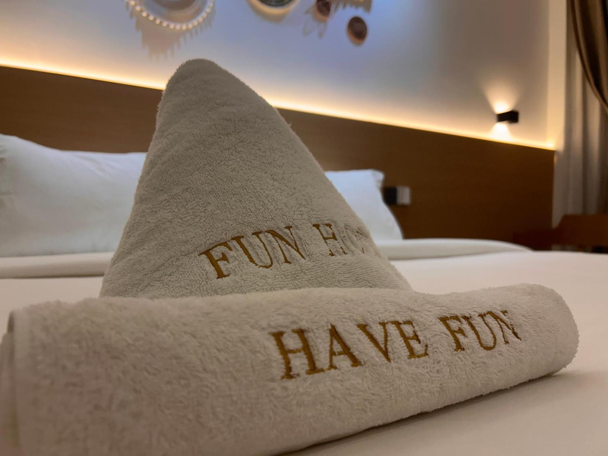 פנגלאו Fun Hotel מראה חיצוני תמונה