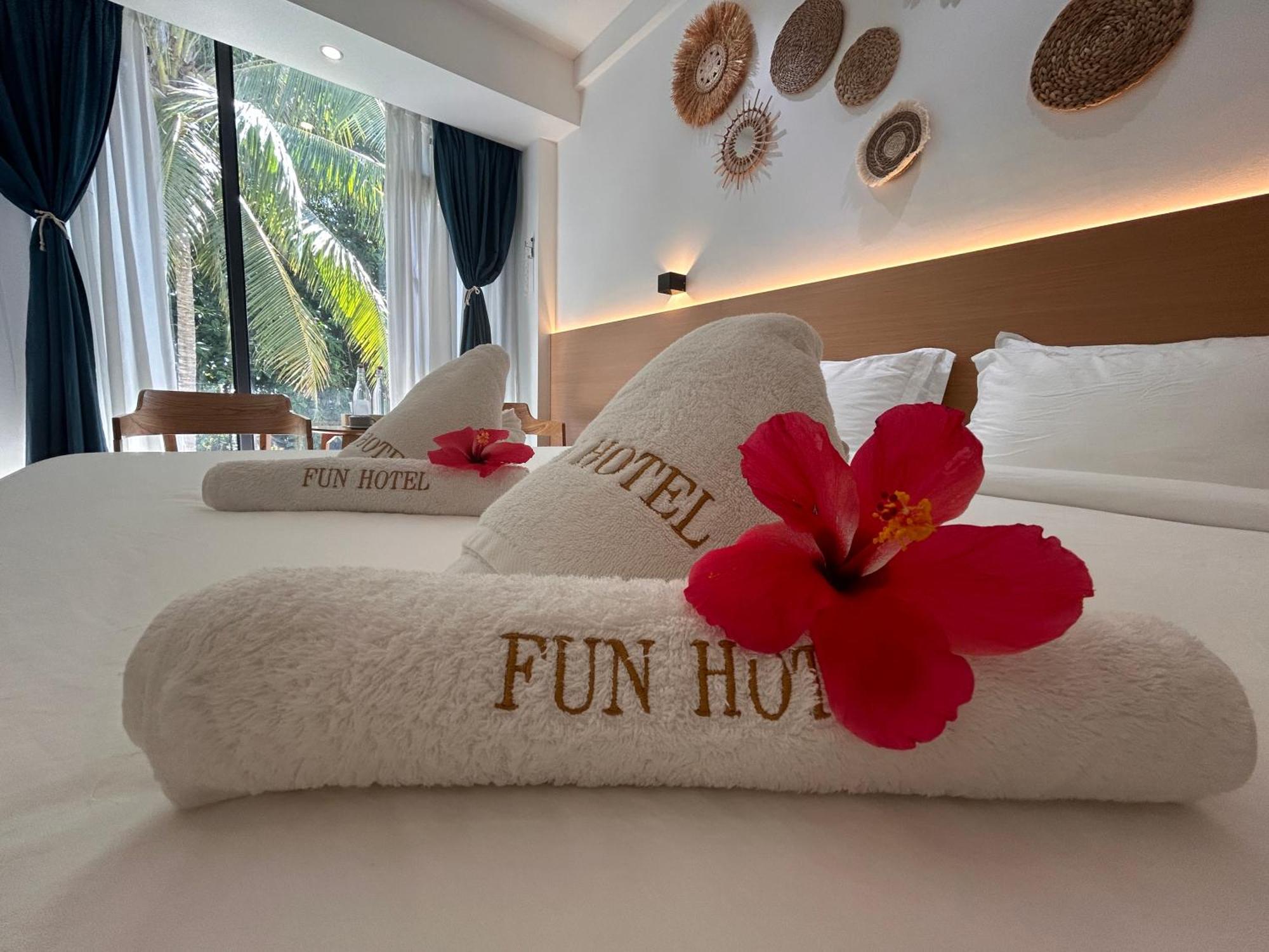 פנגלאו Fun Hotel מראה חיצוני תמונה